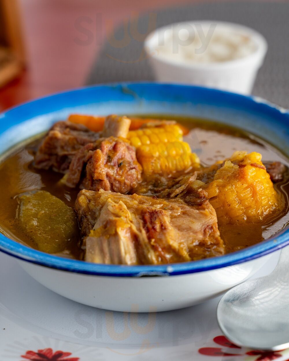 Restaurante Y Boquería Típica Montaña Viva