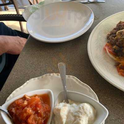 Martini's Beach Bar & Grill