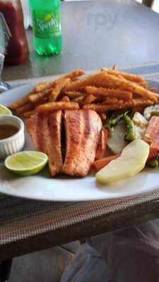 Martini's Beach Bar & Grill