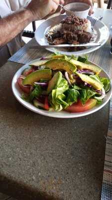 Martini's Beach Bar & Grill