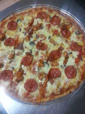 Mala Pizza Antonio