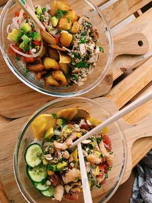 Bonsai Poke And Tapas