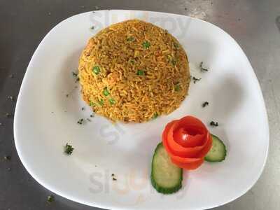 D Hot Indian Restaurant