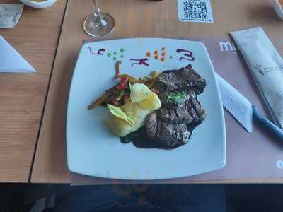 Photo 4