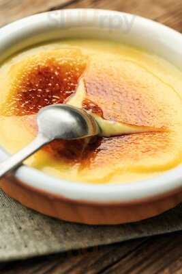 2nd Street Bistro & Tapas Bar