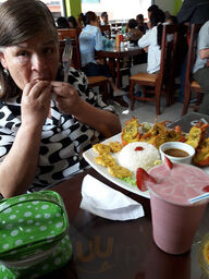 Bar Restaurant Delfin Azul 100% Manabita