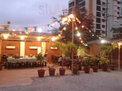 Claudio Y Alberto Bistró&coffee