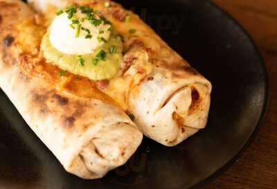 Roll Wings Restaurant