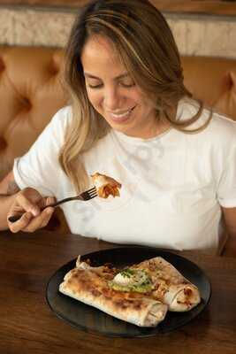 Roll Wings Restaurant