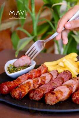 Mavi Café & Grill