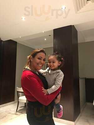 مطعم روبرتو الإيطالي