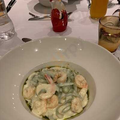 مطعم روبرتو الإيطالي