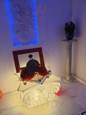 مطعم سانتوريني اليوناني