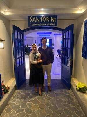 مطعم سانتوريني اليوناني