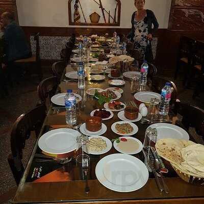 ‪pyramids Restaurant‬