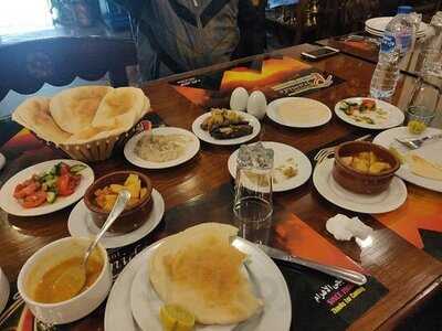 ‪pyramids Restaurant‬