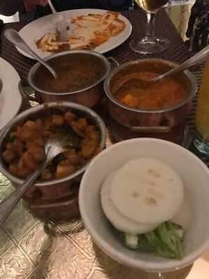 ‪the Moghul Room‬