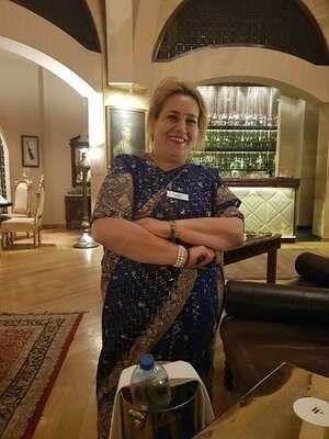 ‪the Moghul Room‬