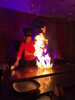 مطعم أومامي