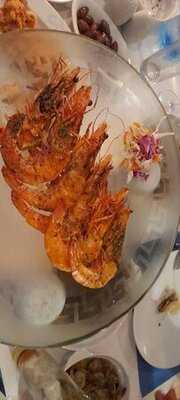 ‪white And Blue Restaurant‬