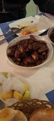 ‪white And Blue Restaurant‬