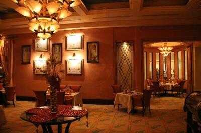 ‪maestro Italian Restaurant‬