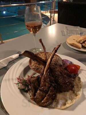 مطعم و بار سيتراس في فندق لو ميريديان الهرم