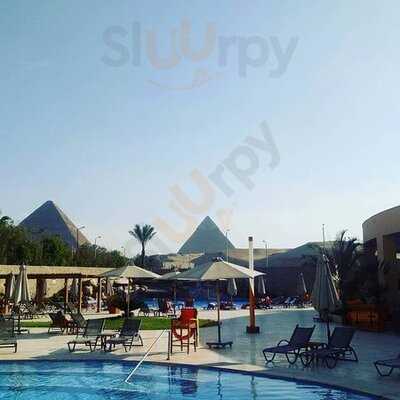 مطعم و بار سيتراس في فندق لو ميريديان الهرم