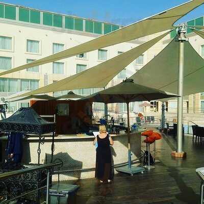 مطعم و بار سيتراس في فندق لو ميريديان الهرم