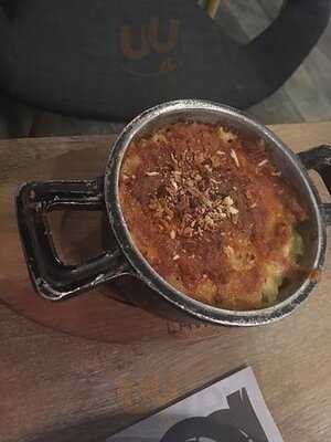 ‪one Oak - Steak & Sushi Bar‬