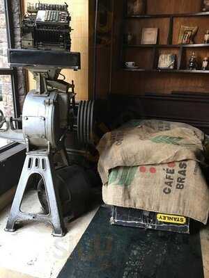 ‪brazilian Coffee Stores‬