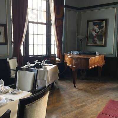 مطعم سانتا لوسية