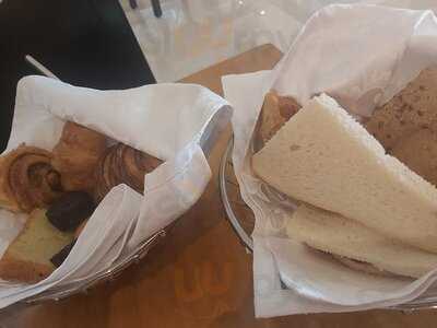 ‪windows Restaurant‬