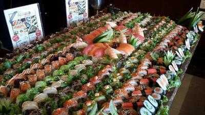 ‪simonds Restaurant & Sushi‬