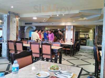 حسنى للمشويات والمأكولات البحرية ش.م.م.