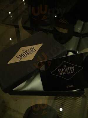 ‪the Smokery‬