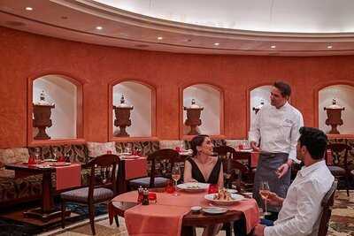 ‪stefano's Restaurant‬