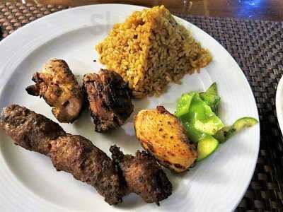 مطعم ابو شقرة