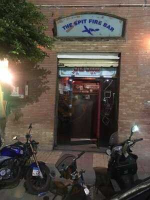 ‪spitfire Bar‬