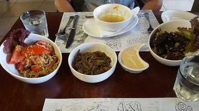 مطعم وكافيه تاشا