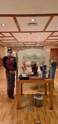 ‪maharaja Indian Restaurant At Ramses Hilton‬