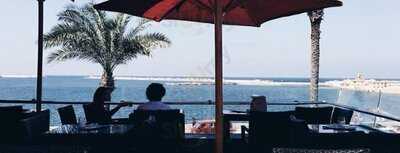 سينابون مخبز كافيه