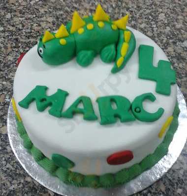 ‪black Forest Pastry‬