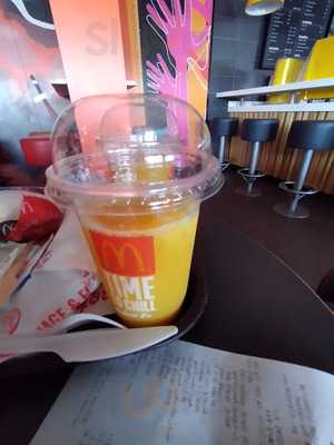 ‪macdonalds Desert Road‬