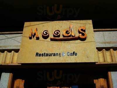 ‪moods Cafe‬