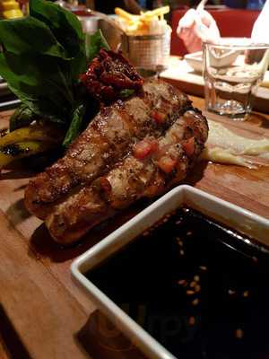 ‪andiamo Pizza Garden And Bar‬