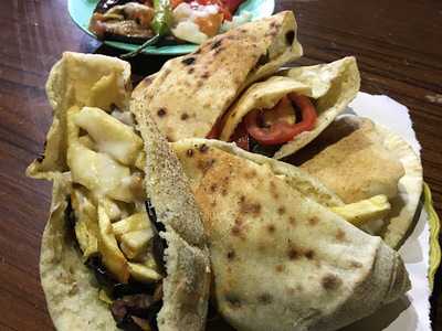 ‪adwaa El Alam Restaurant‬