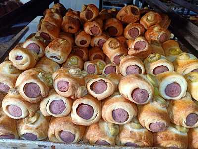 ‪el Madina El Monawara Bakeries‬