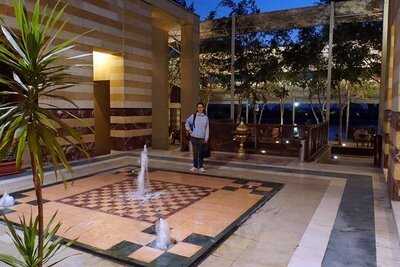 مطعم ليك سيد - حديقة الأزهر