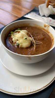 ‪charlie's Restaurant‬